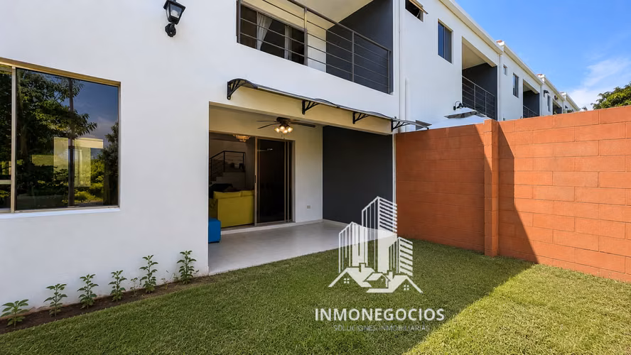 ALQUILO MODERNA RESIDENCIA AMUEBLADA EN LAS PÉRGOLAS - Imagen 7