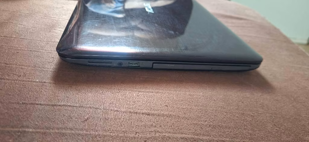 Laptop Asus