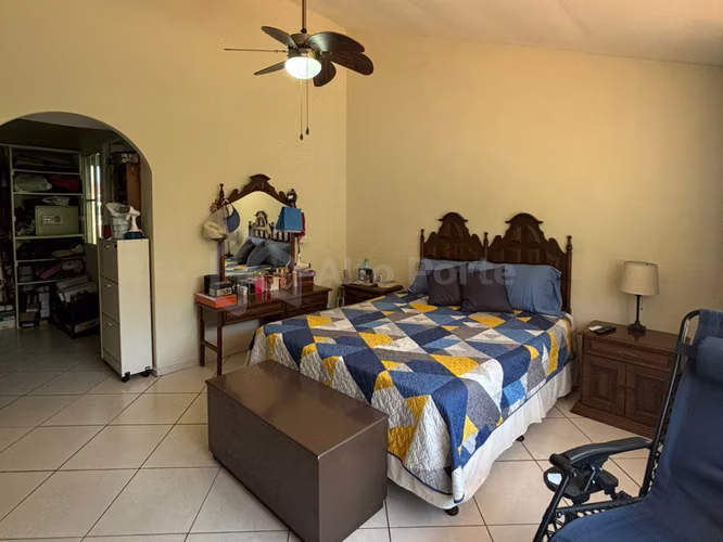 Casa en alquiler en Santa Tecla
