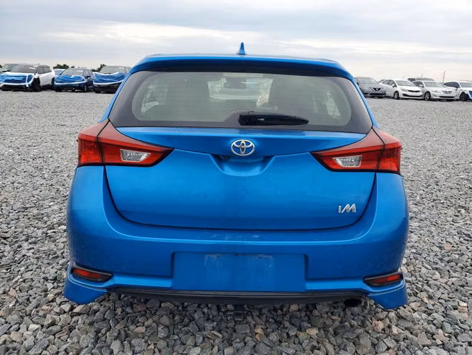 Toyota Corolla IM