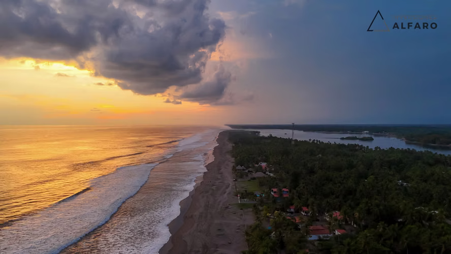 Exclusive 3.5-Manzana Property with Oceanfront and Estuary Access in Barra de Santiago