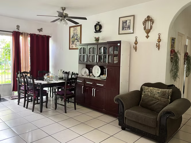 House for Sale in El Salvador, Hacienda Pasatiempo Sur, Lourdes, Colon, La Libertad - Imagen 7