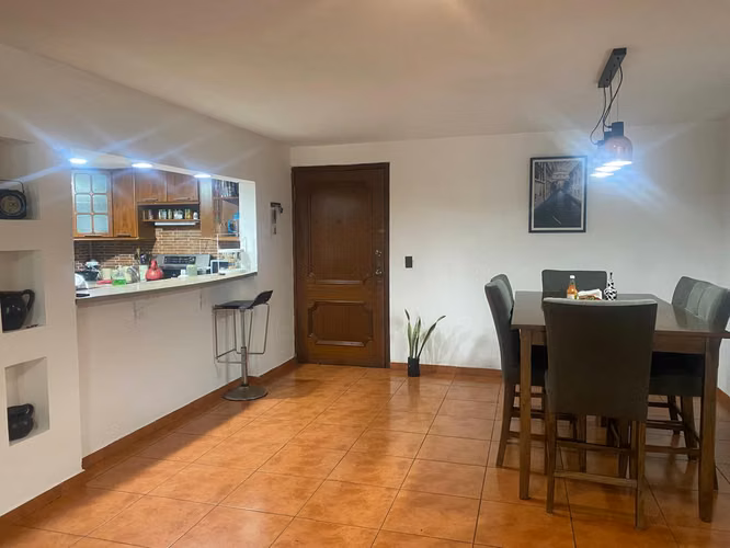 habitación amueblada en Residencial Los Pinares – Antiguo Cuscatlán - Solo mujeres**