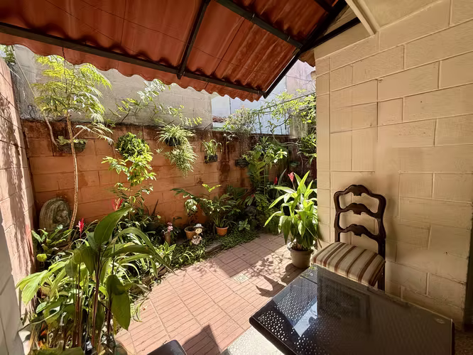 CASA EN VENTA CONTIGUO CENTRO COMERCIAL SAN LUIS