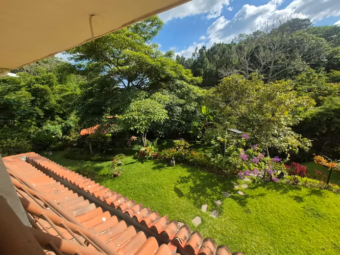 Preciosa Casa en Quintas de Santa Elena
