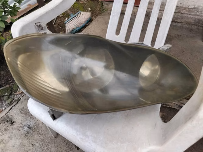 Vendo silvin derecho usado de Corolla 2003 al 2008 version americana