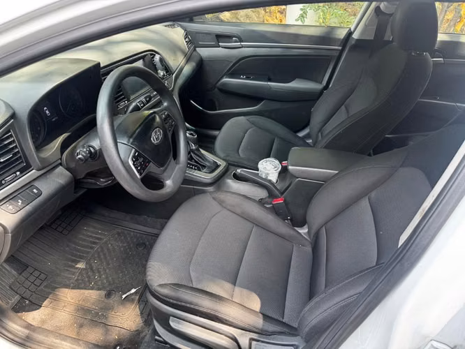 Hyundai elantra 2018
