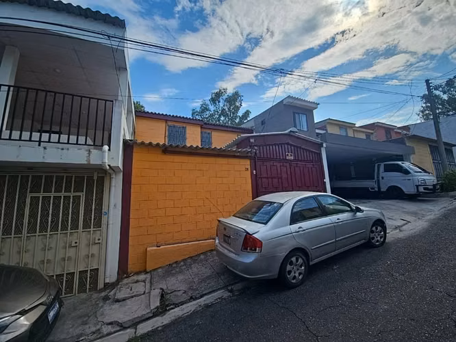 Se vende Casa cerca de la cima 1