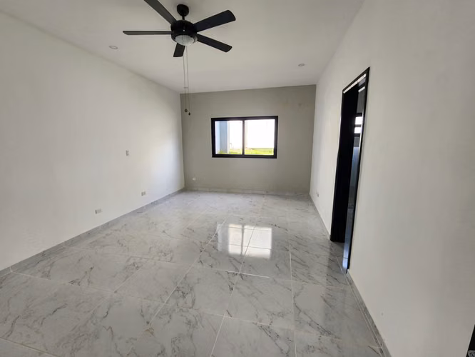 SE VENDE O SE ALQUILA CASA RESIDENCIAL LA MONTAÑA II, MODERNA - Imagen 17