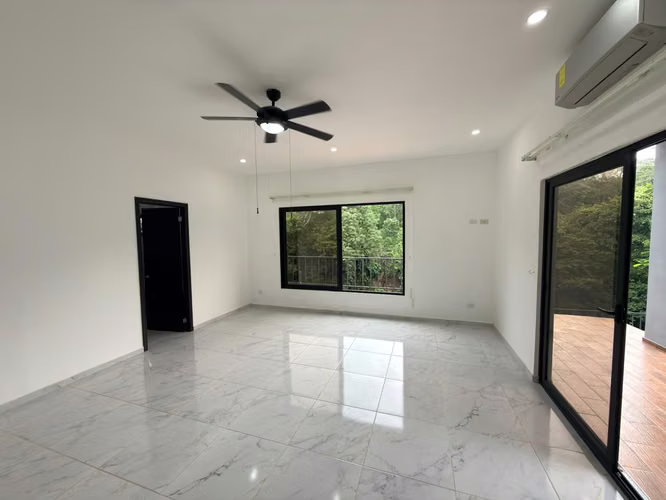 SE VENDE O SE ALQUILA CASA RESIDENCIAL LA MONTAÑA II, MODERNA - Imagen 12