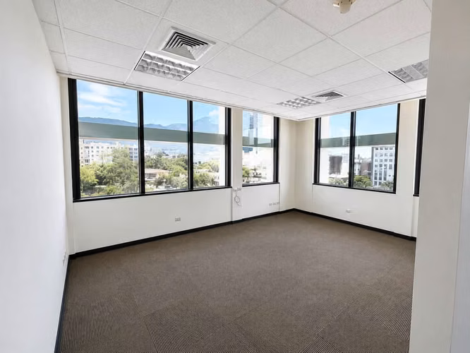 OFICINAS DISPONIBLES EN EDIFICIO PALIC
