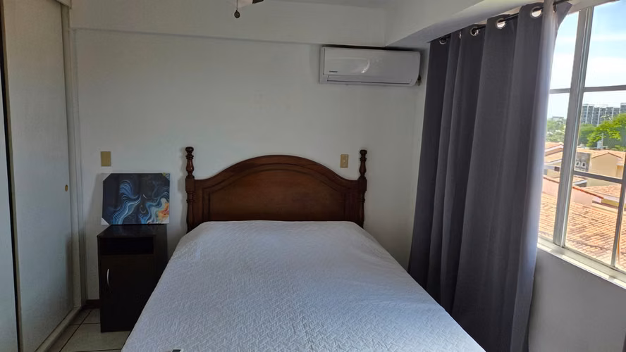 Apartamento Amueblado En Alquiler