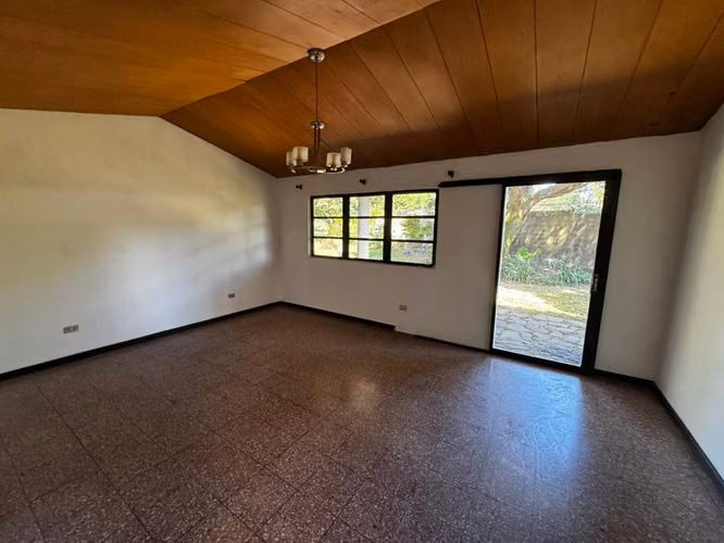 SE ALQUILA CASA QUINTAS DE LAS PILETAS, DE UN NIVEL, 3 habitaciones - Imagen 14