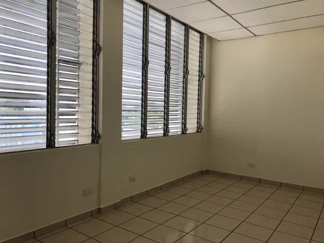 Colonia Medica!! alquiló amplio y bonito local para clínica u oficina, zona Starbucks y H. Ginecólogico