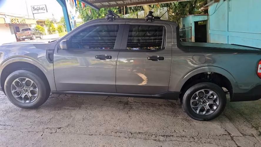 SE ALQUILA CON MOTORISTA
