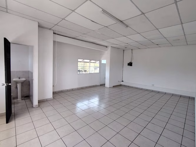 LOCAL FOR RENT