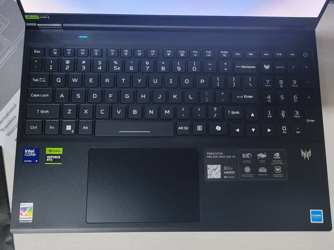 Vendo Acer Predator Neo 16S AI, Ultra 9 275HX, RTX 5060, 16gb, 1Tb, Perfecta para profesionales, creadores de contenido y gamer