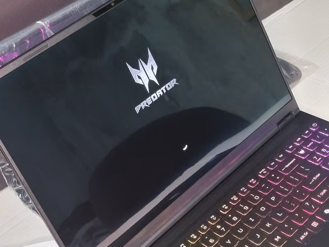 Vendo Acer Predator Neo 16S AI, Ultra 9 275HX, RTX 5060, 16gb, 1Tb, Perfecta para profesionales, creadores de contenido y gamer