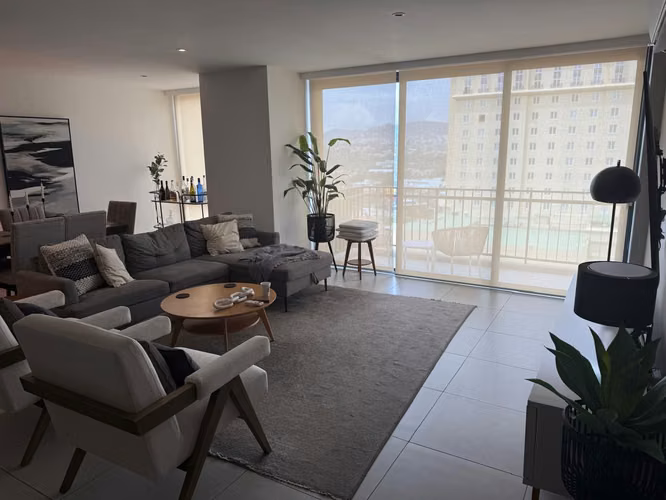 VENTA O ALQUILER APARTAMENTO DE 3 HABITACIONES CON TERRAZA TORRES DEL BOSQUE, SAN BENITO