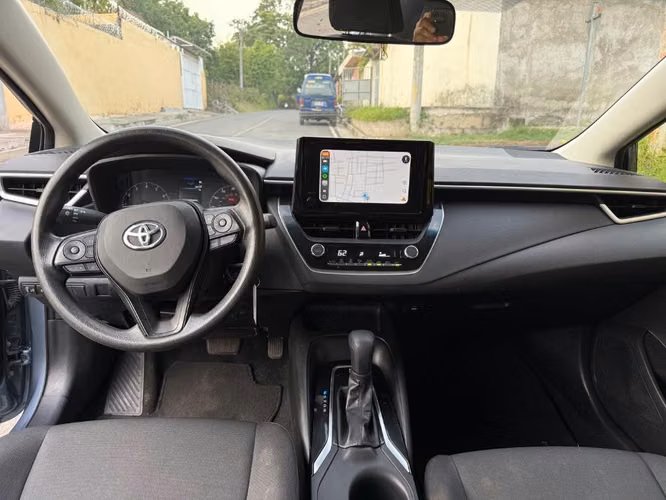 Vendo Toyota Corolla 2023, ya con placas, recién importado, frente limpio pocas millas
