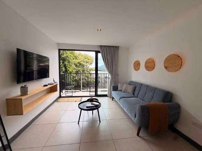 SE VENDE APARTAMENTO COLONIA FRANCISCO, AMUEBLADO