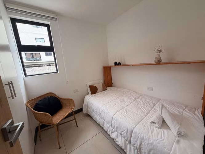SE VENDE APARTAMENTO COLONIA FRANCISCO, AMUEBLADO