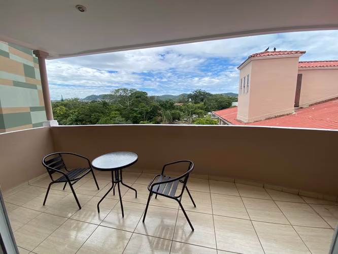 ALQUILER DE LINDA AMPLIA Y ACOGEDORA  CASA  EN CUMBRES DE CUSCATLAN