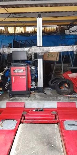 Alineadora 3D de 4 postes casi no usada