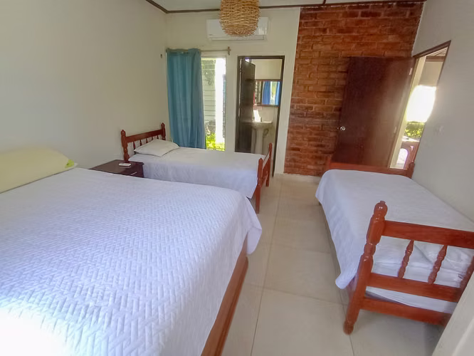 ¡¡PRECIOSA CASA DE PLAYA EN VENTA COSTA DEL SOL!!