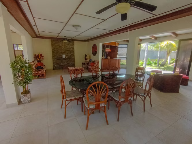 ¡¡PRECIOSA CASA DE PLAYA EN VENTA COSTA DEL SOL!!