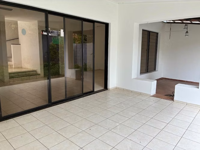 VENTA DE CASA EN RESiDENCIAL MIRAMAR,  San Jose Villanueva
