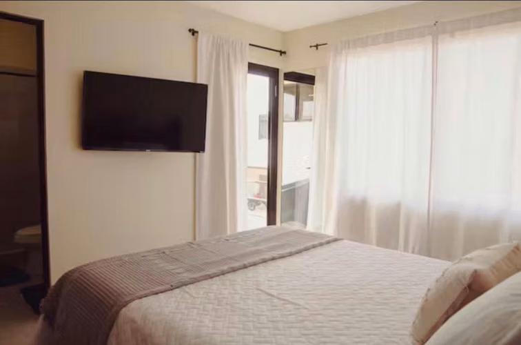 VENTA DE CASA EN RESIDENCIAL LAS PÉRGOLA, Zaragoza, La Libertad.