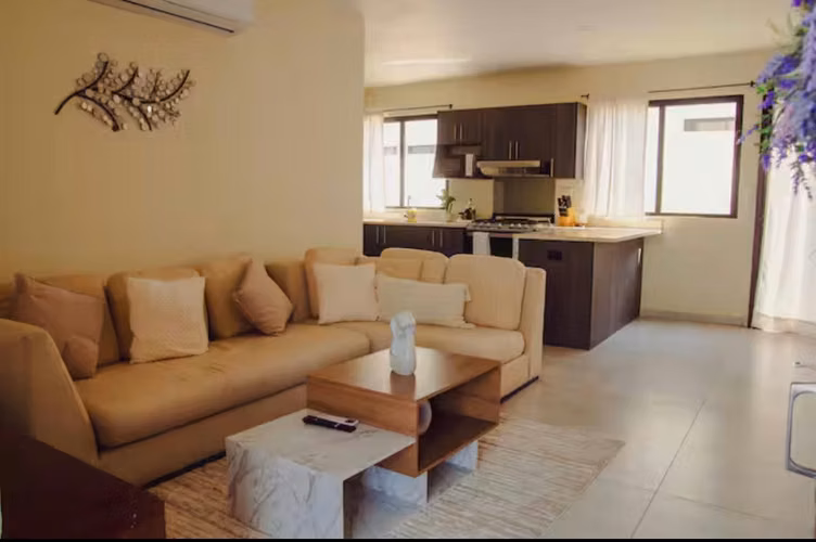 VENTA DE CASA EN RESIDENCIAL LAS PÉRGOLA, Zaragoza, La Libertad.