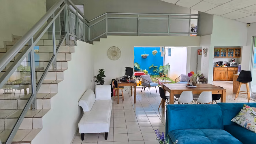 CASA EN ALQUILER AMUEBLADA  EN ZARAGOZA
