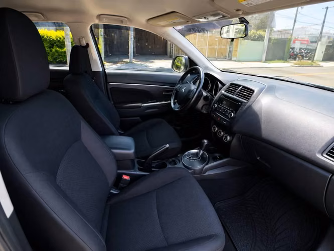 Se vende bonita mitsubishi
