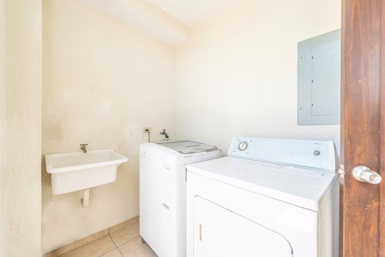 CASA EXCLUSIVA EN ALQUILER PARA EXTRANJEROS Y EJECUTIVOS