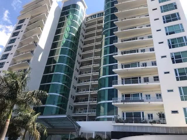 ALQUILER DE APTO EN TORRE  EXCLUSIVA TERRA ALTA, Escalón