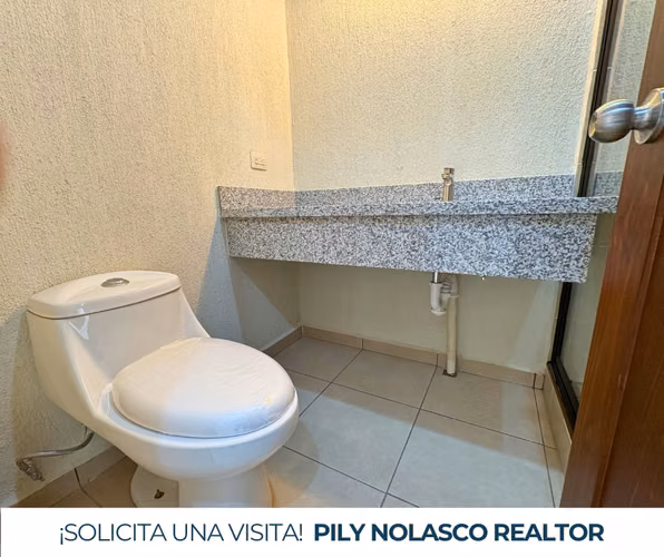 Casa de 2 niveles en Alquiler en Paseo del Prado, Apopa