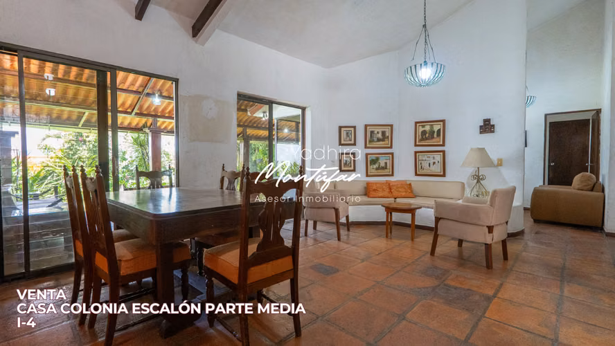 CASA EN VENTA EN COLONIA ESCALON DE UN NIVEL EN PARTE MEDIA I-4