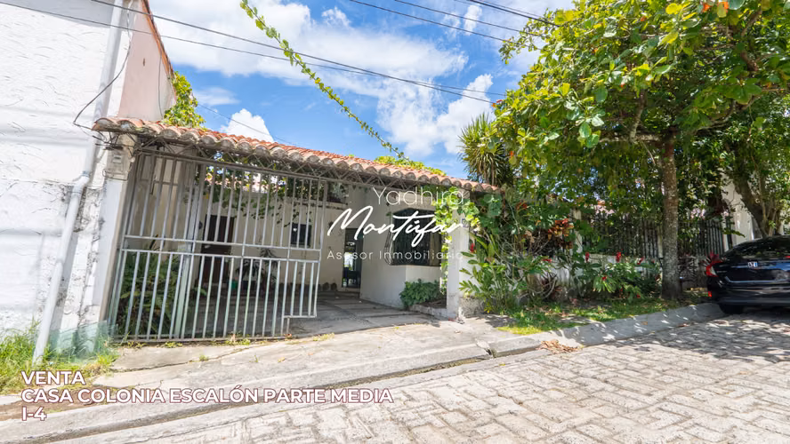 CASA EN VENTA EN COLONIA ESCALON DE UN NIVEL EN PARTE MEDIA I-4