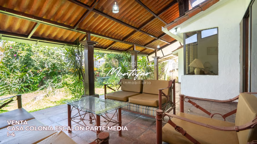 CASA EN VENTA EN COLONIA ESCALON DE UN NIVEL EN PARTE MEDIA I-4