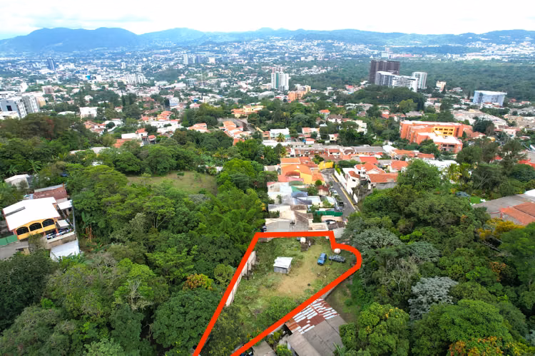 Escalón, parte alta, res. privado, lote en venta. - Imagen 2