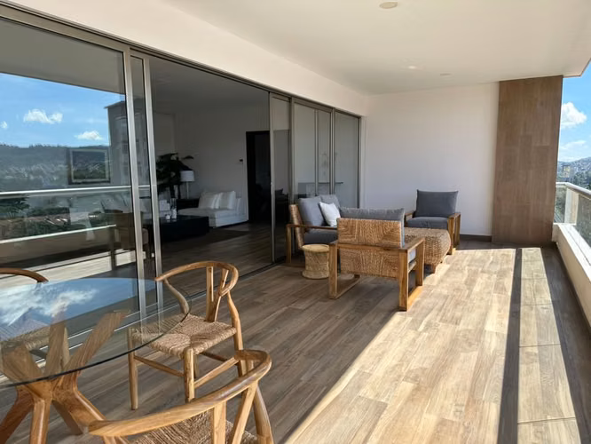 PENTHOUSE en TORRE PREMIER (Col. San Benito)