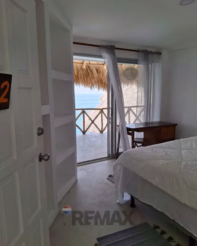 VENTA $1, CASA DE  PLAYA EL PALMARCITO  EL PARAISO EN El SALVADOR