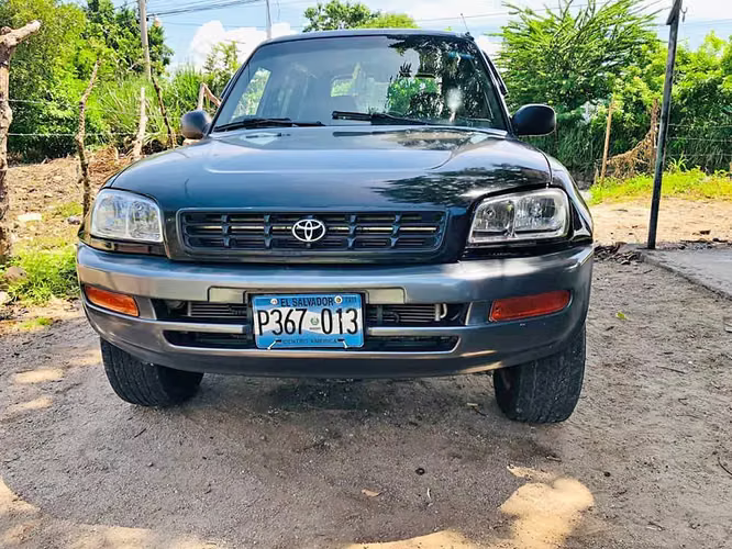 TOYOTA RAV4