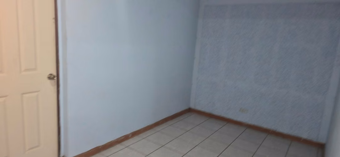 SE ALQUILA CASA VISTA HERMOSA, DE UNA PLANTA, PARA OFICINA O NEGOCIO