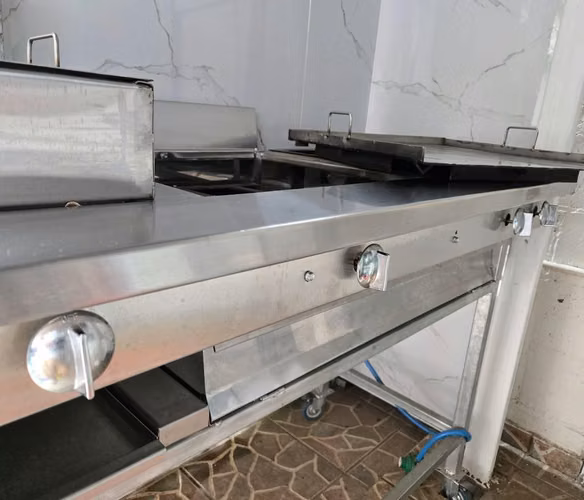 Cocina de acero inoxidable