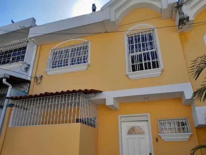 Alquiler de casa  en  Col. Villas de Mejicanos