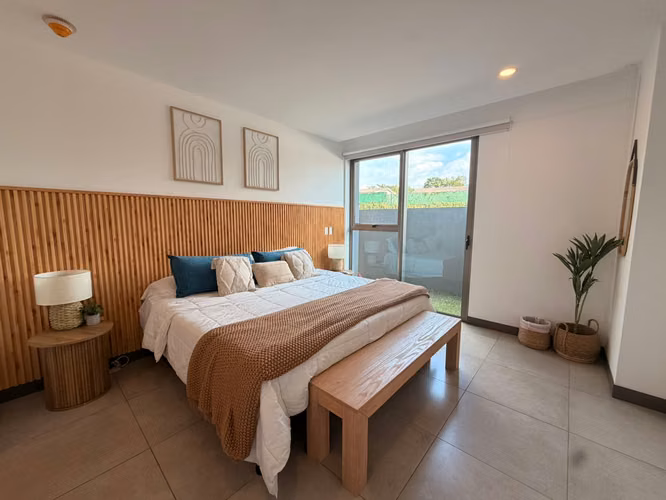 SE VENDE APARTAMENTO PUERTA DEL ALMA  SAN BENITO, AMUEBLADO