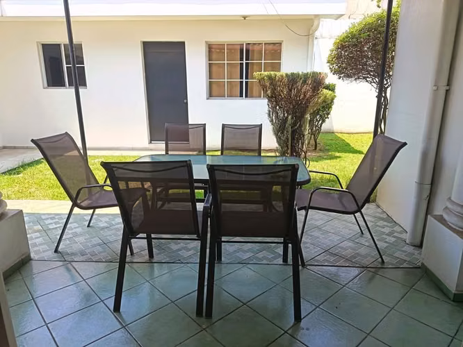 CASA EN ALQUILER MADRE SELVA SANTA ELENA (CONTIGUO A EMBAJADA AMERICANA)